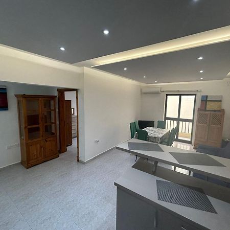 No 6 Poseidon Apartment Saint Julian's Exterior photo